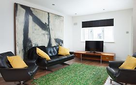 Boutique Town House In Old Town 2 Bedroom